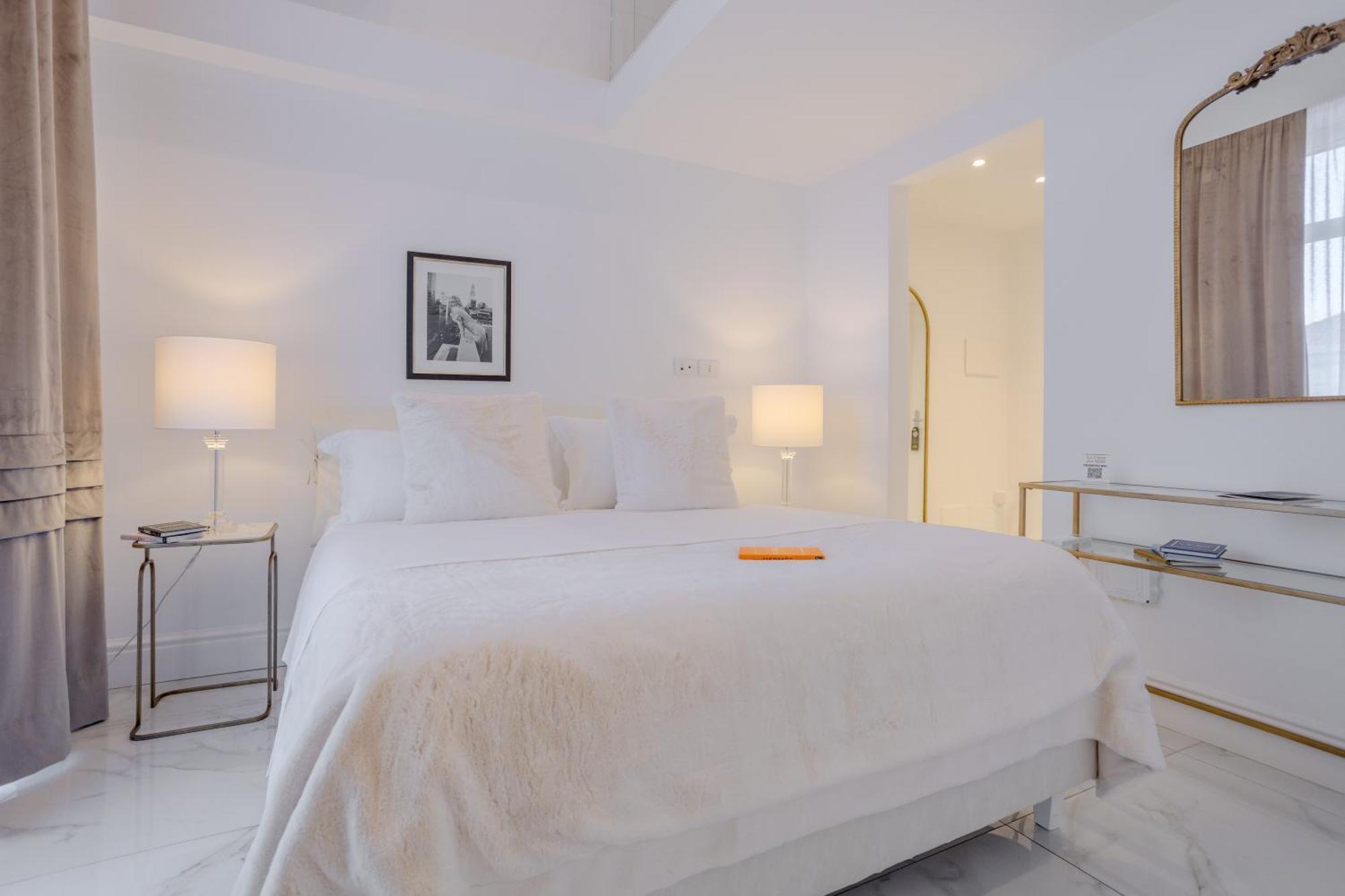 La Corte Dei Mille Luxury Naples