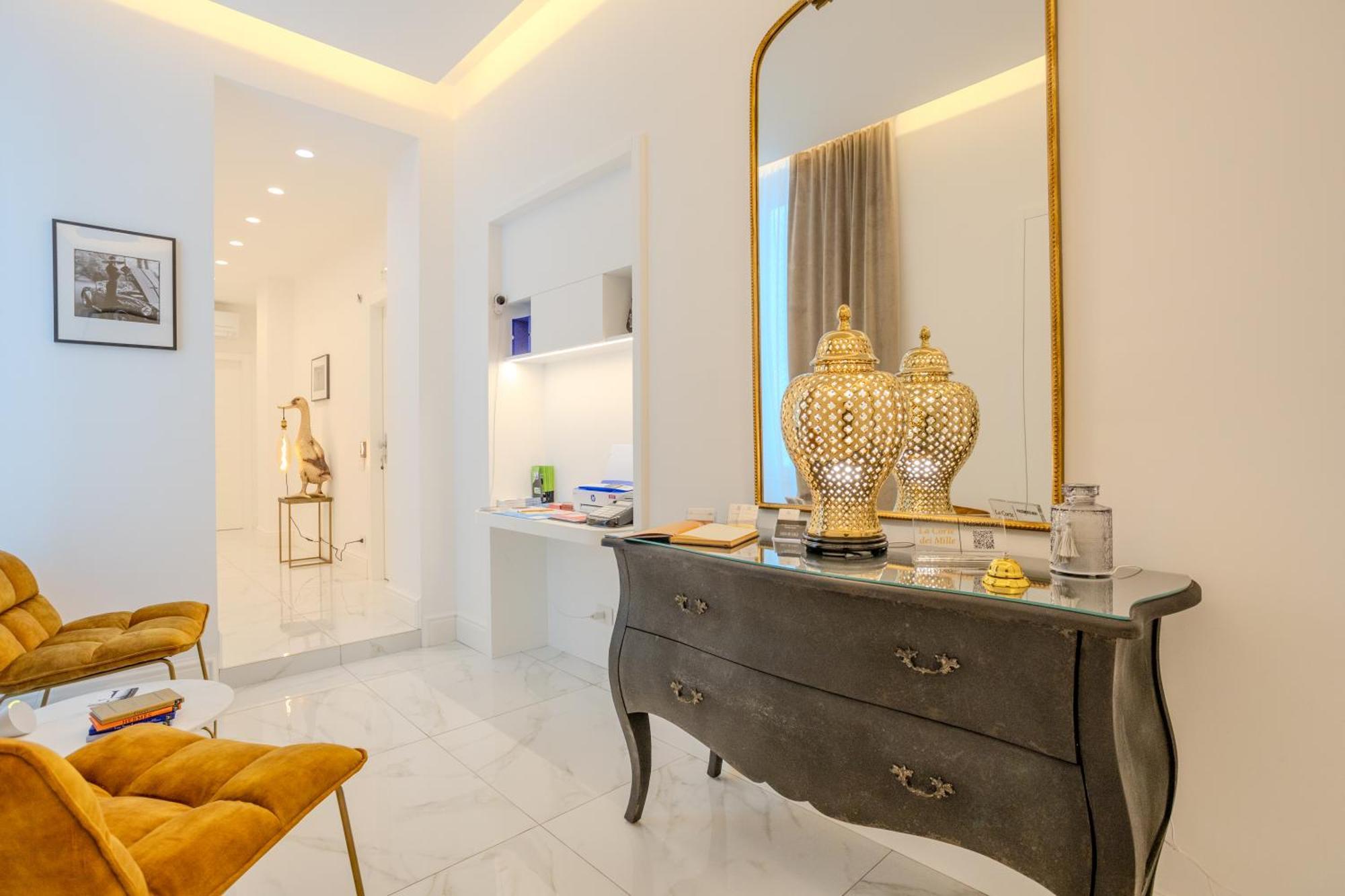 La Corte Dei Mille Luxury Naples