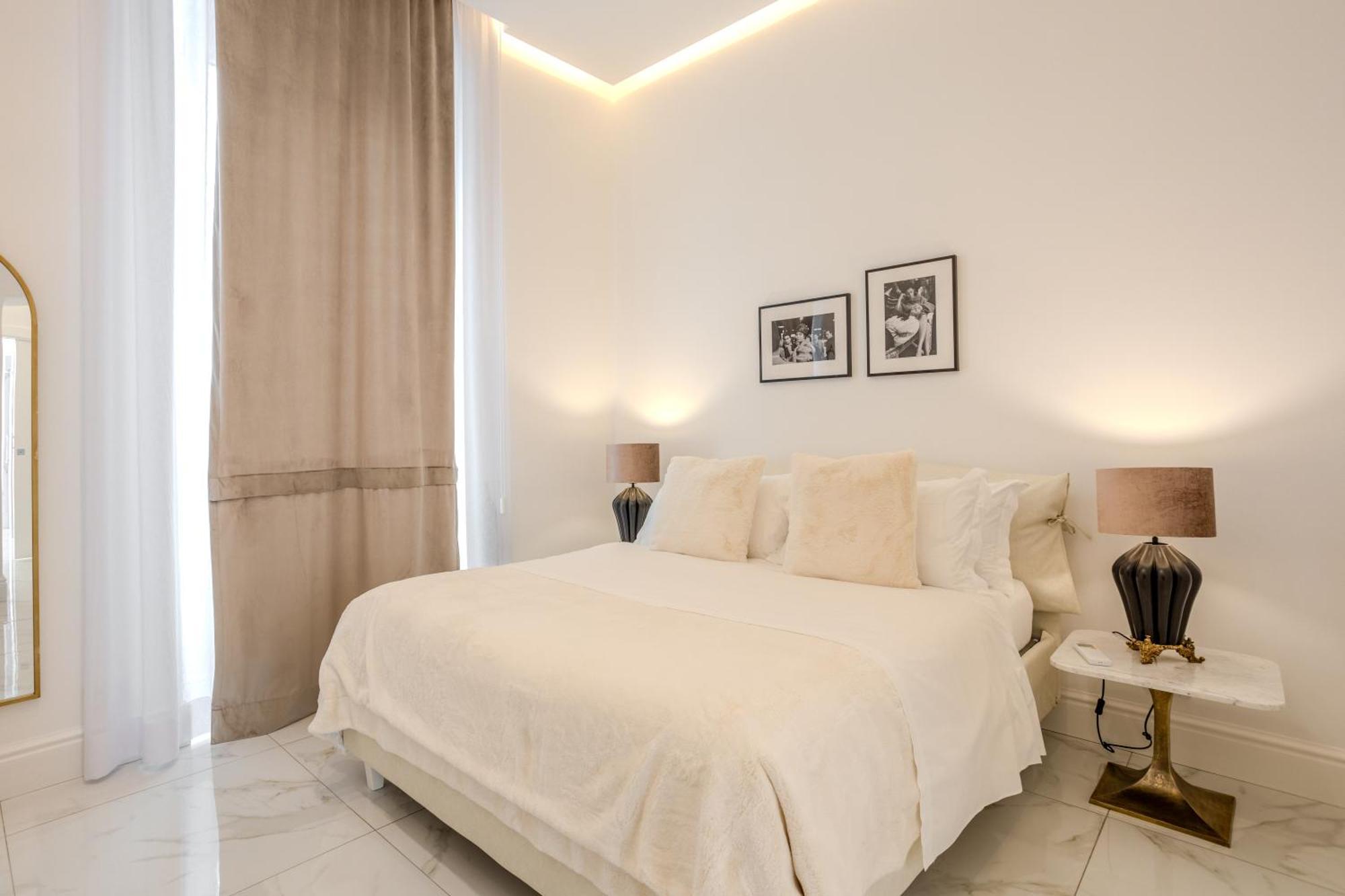La Corte Dei Mille Luxury Naples